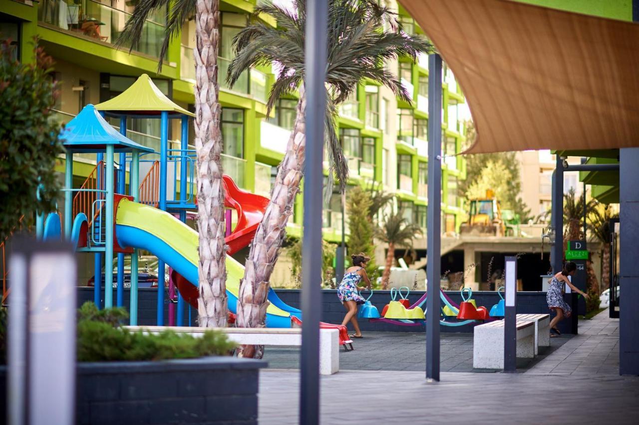 Dava Aparthotel Pool & Spa Mamaia Nord Navodari Ngoại thất bức ảnh