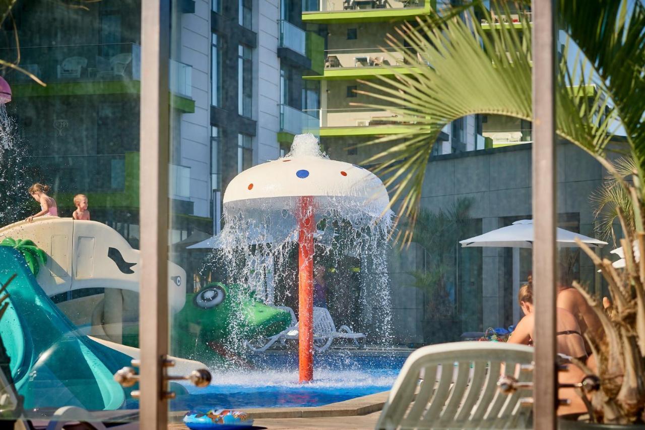 Dava Aparthotel Pool & Spa Mamaia Nord Navodari Ngoại thất bức ảnh