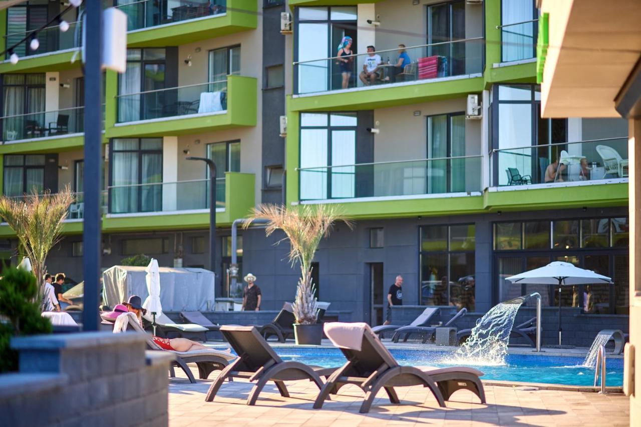 Dava Aparthotel Pool & Spa Mamaia Nord Navodari Ngoại thất bức ảnh